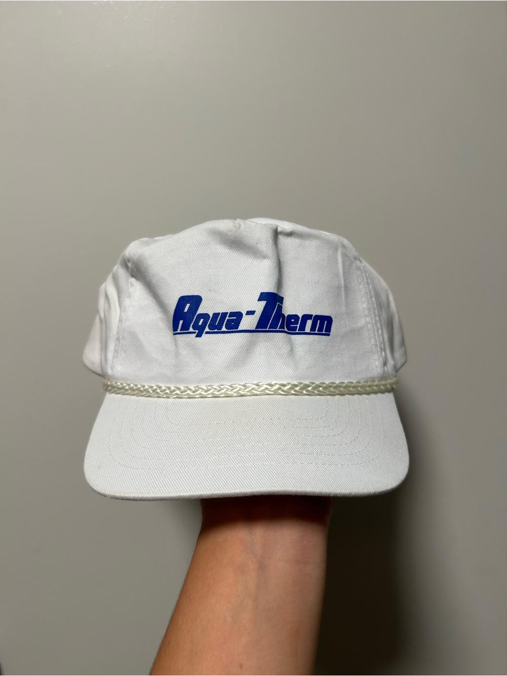 Vintage 80s/90s Aqua-Therm White Braided Rope Hat Snapback